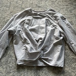 Lululemon Grey Pullover Great Condition size 6/ SMALL